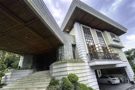 LOYOLA GRAND VILLAS, Metro Manila .